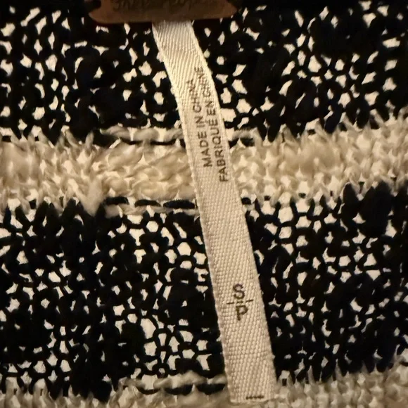 Free People Sweater Womens Small Black Striped Crop Boxy Cap Sleeve Beachy - Picture 7 of 8